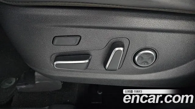 Hyundai Santa Fe 2022 thumb 5