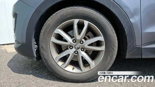 Hyundai DM 2013 thumb 5