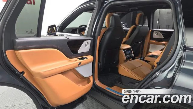 Lincoln Aviator 2022 thumb 9