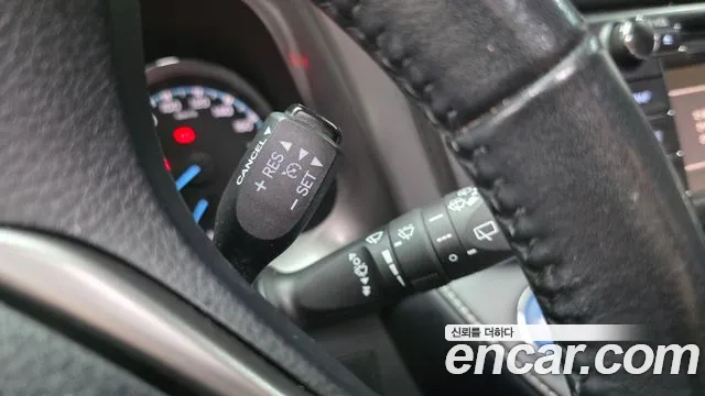 Toyota RAV4 2018 thumb 11