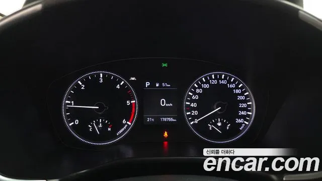 Hyundai Santa Fe 2018 thumb 6
