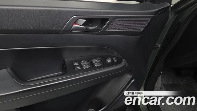 KGM Rexton 2022 thumb 5