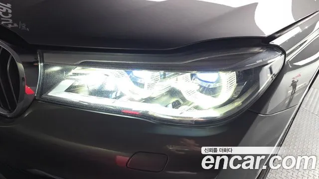 BMW 7 серии 2015 thumb 9