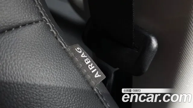 Hyundai Staria 2024 thumb 9