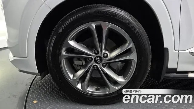 Hyundai Santa Fe 2018 thumb 5