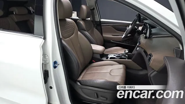 Hyundai Santa Fe 2018 thumb 11