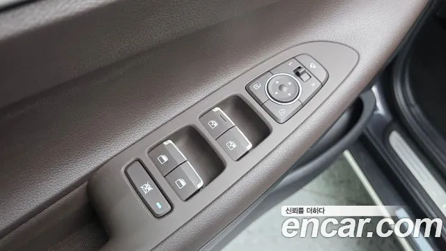 Hyundai Grandeur 2017 thumb 11