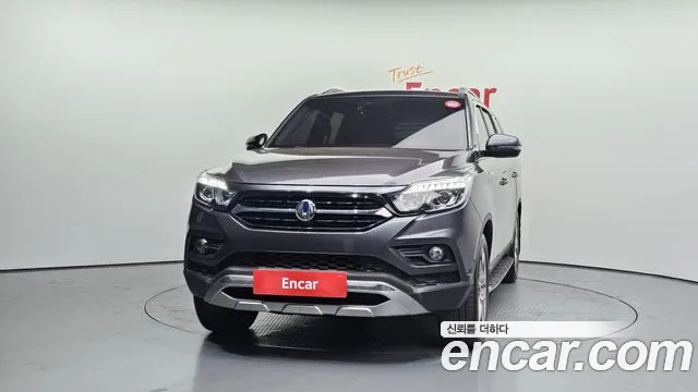 KGM Rexton 2019 thumb 3