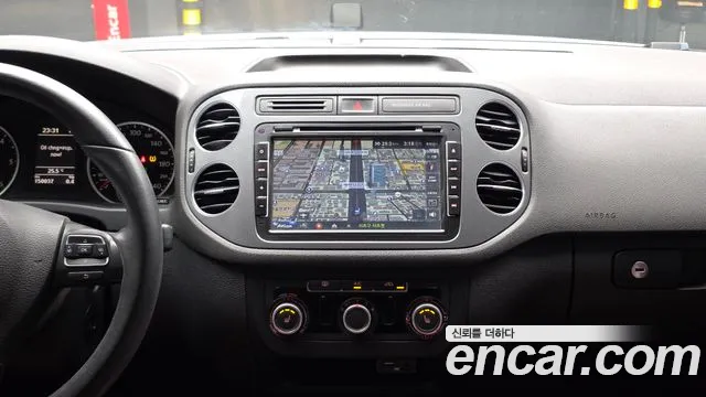 Volkswagen Tiguan 2015 thumb 8