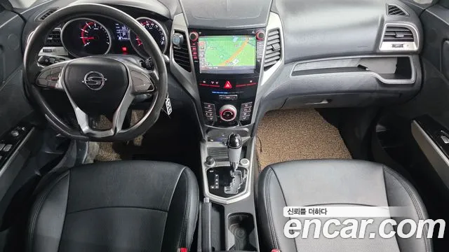 KGM Tivoli 2015 thumb 12