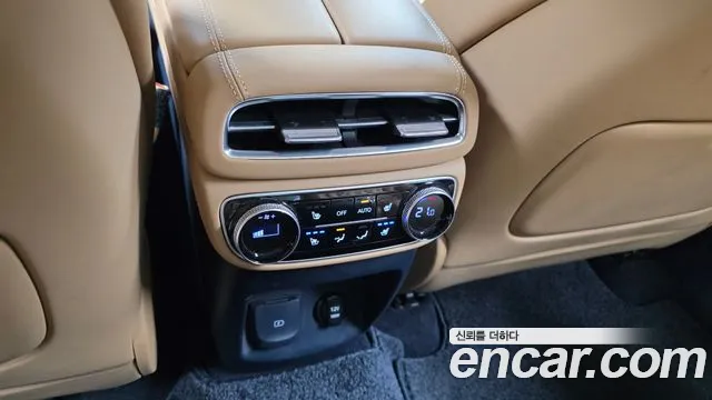 Genesis GV80 2022 thumb 2