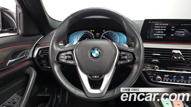 BMW 5 серии 2018 thumb 4