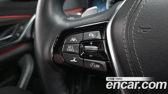 BMW 5 серии 2018 thumb 6