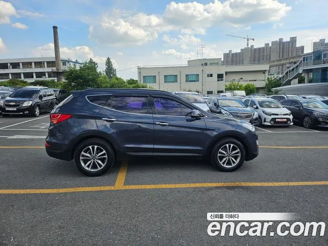 Hyundai Санта Фе 2015 thumb 11