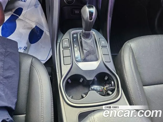 Hyundai Санта Фе 2015 thumb 10