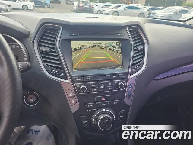 Hyundai Санта Фе 2015 thumb 5