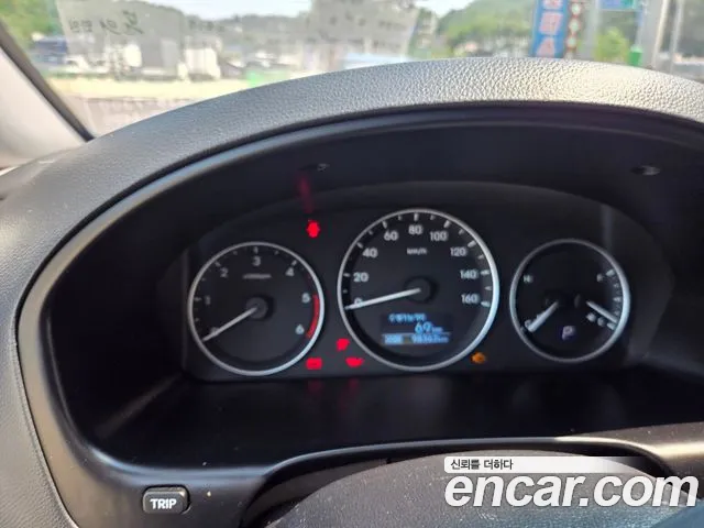 Hyundai Staria 2017 thumb 8