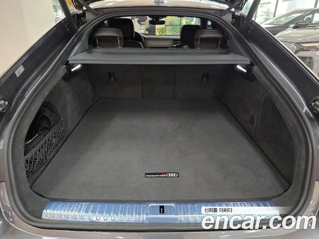 Audi A7 2025 thumb 12