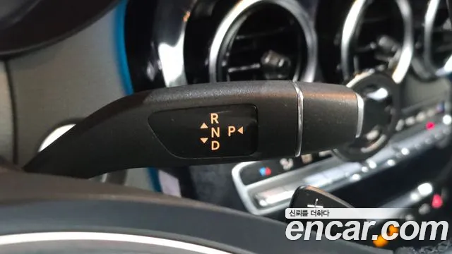 Mercedes-Benz GLC 2018 thumb 11