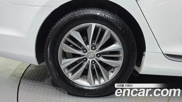 Hyundai Grandeur 2014 thumb 11