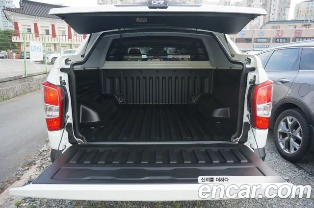 KGM Rexton 2020 thumb 11