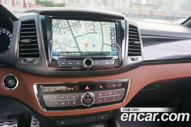 KGM Rexton 2020 thumb 8
