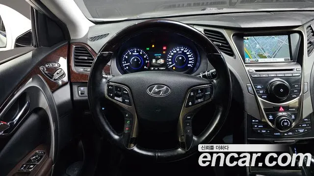 Hyundai Grandeur 2013 thumb 9