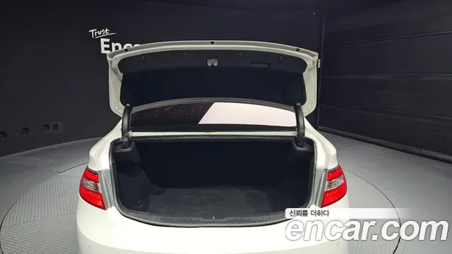 Hyundai Grandeur 2013 thumb 3