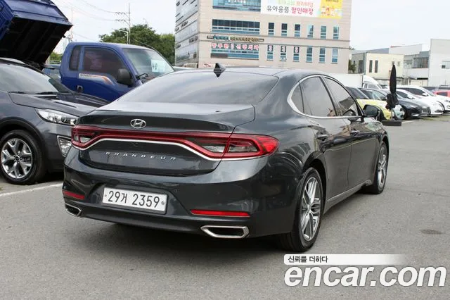 Hyundai Grandeur 2018 thumb 11