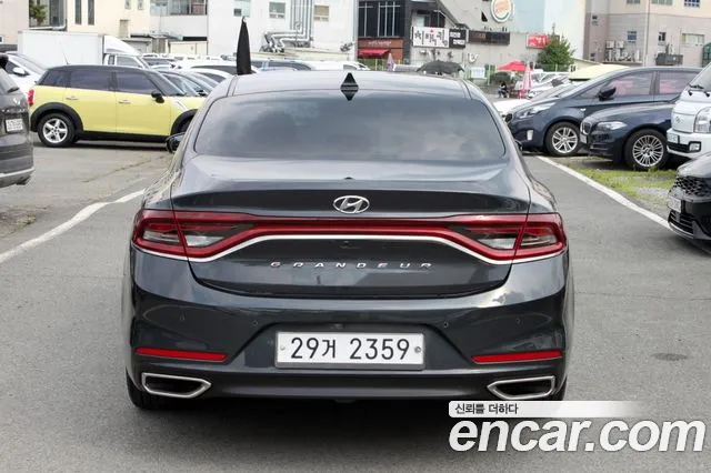 Hyundai Grandeur 2018 thumb 6