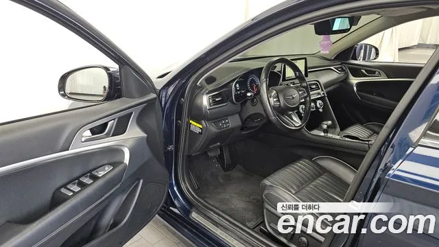 Genesis G70 2018 thumb 11