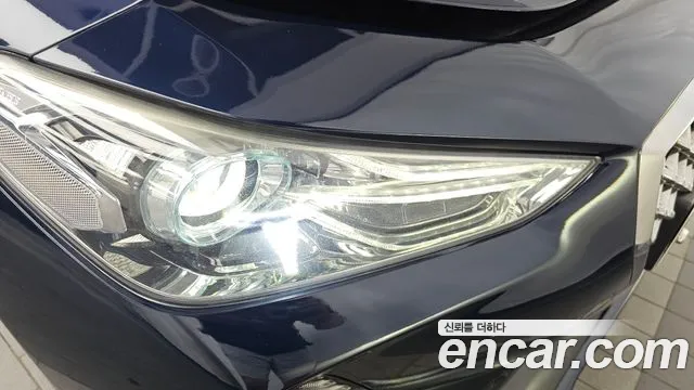 Genesis G70 2018 thumb 2