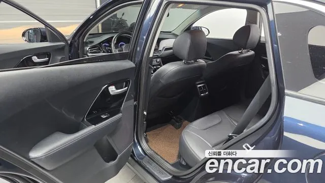 Kia Niro 2021 thumb 11