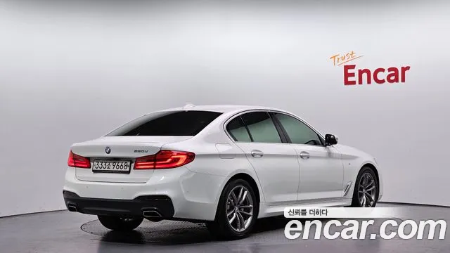 BMW 5 серии 2018 thumb 2