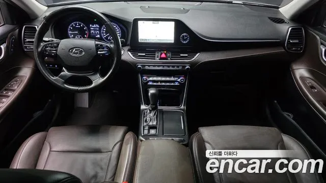 Hyundai Grandeur 2017 thumb 11