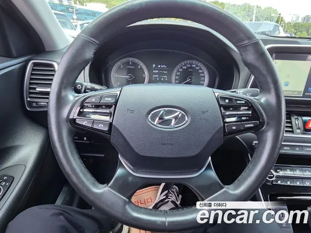 Hyundai Grandeur 2016 thumb 2