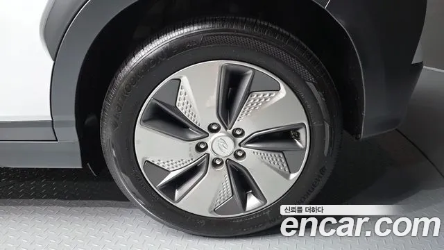 Hyundai Kona 2018 thumb 9