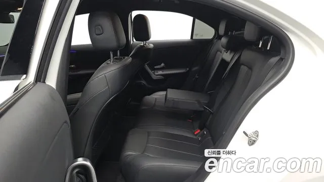 Mercedes-Benz A-Class 2022 thumb 6