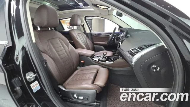 BMW X4 2022 thumb 10