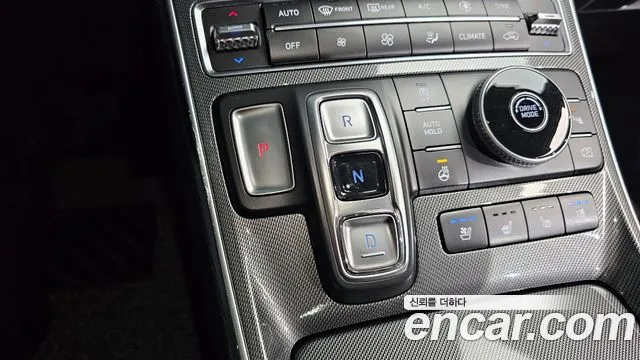 Hyundai Santa Fe 2023 thumb 9