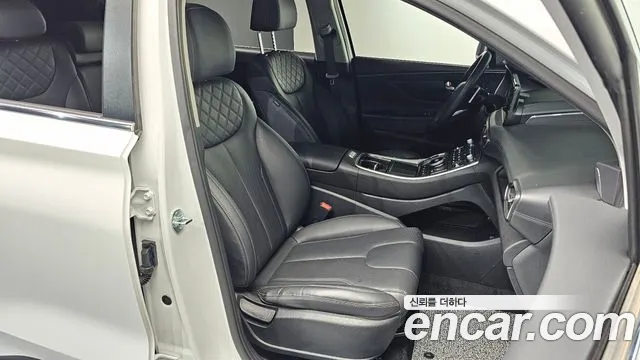 Hyundai Santa Fe 2023 thumb 11