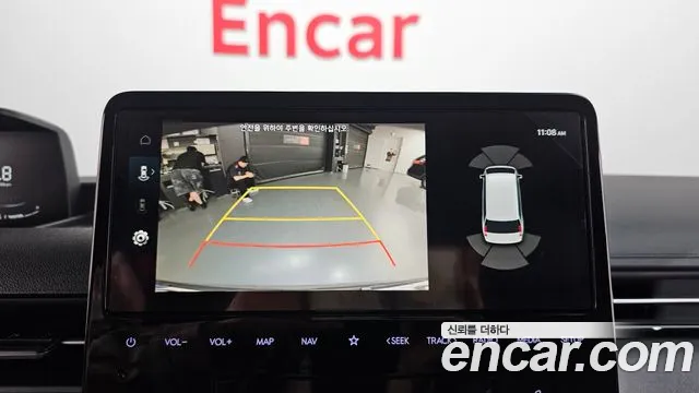Hyundai Staria 2023 thumb 3