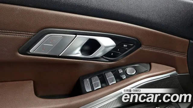 BMW 3 серии 2021 thumb 3