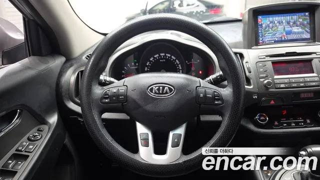 Kia Sportage 2011 thumb 11