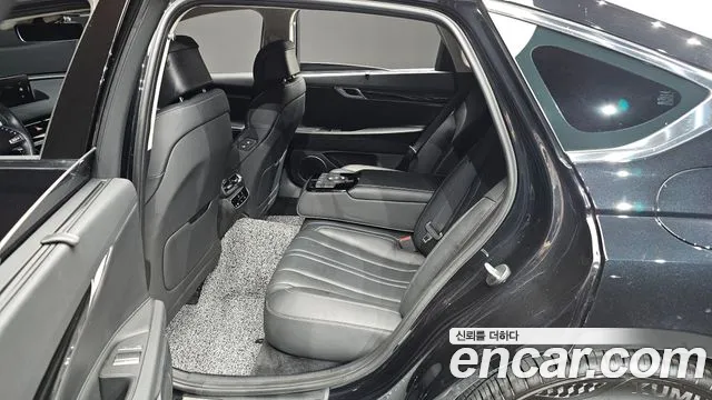 Genesis G80 2021 thumb 10