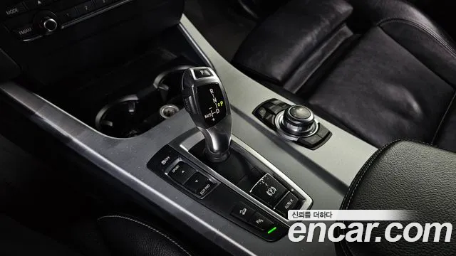 BMW X3 2012 thumb 11