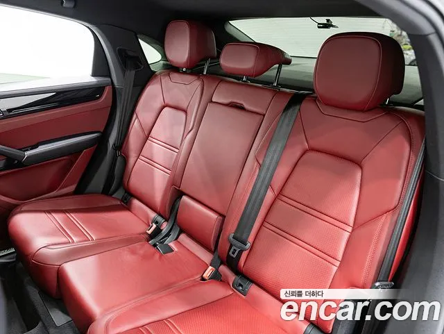 Porsche Cayenne 2022 thumb 5