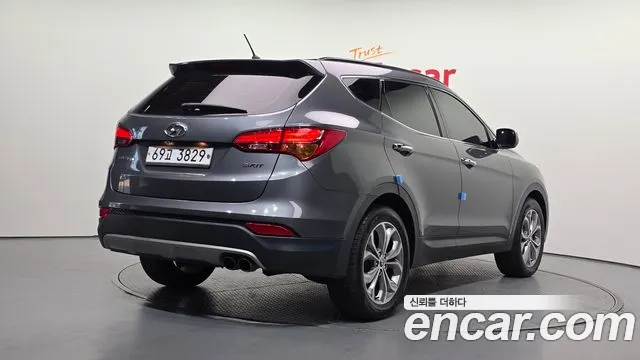 Hyundai DM 2013 thumb 7