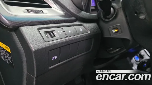 Hyundai DM 2013 thumb 3