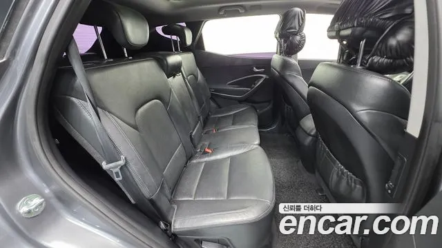 Hyundai DM 2013 thumb 11